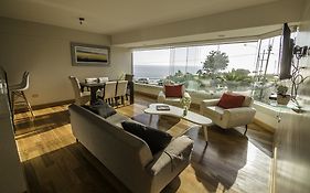 Stylish Ocean View Private Apartment